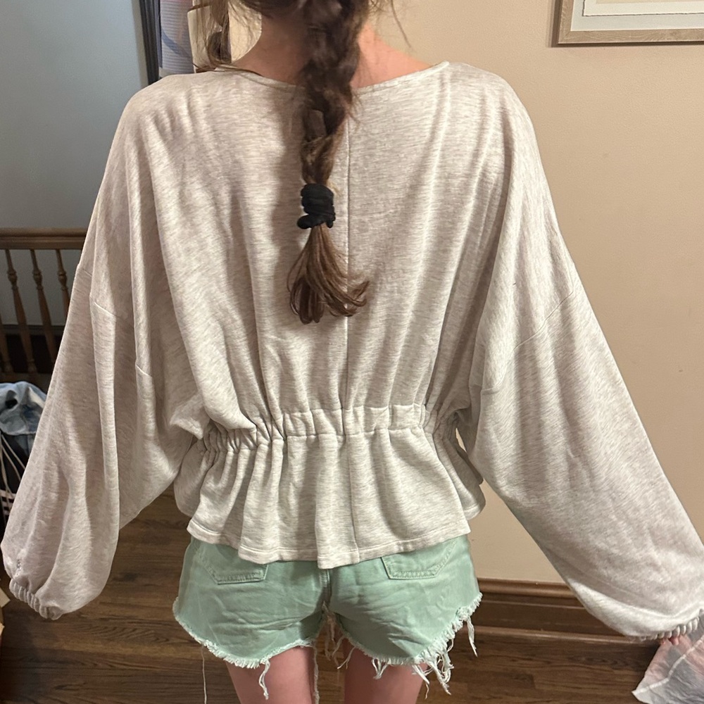 Free people movement grey sweatshirt women’s size S